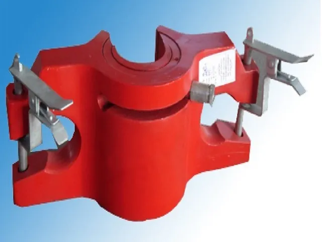 Elevator and Elevator Link